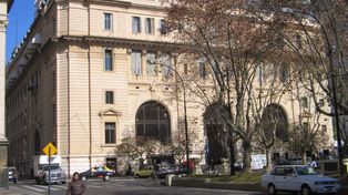 El edificio de Correo Argentino de Buenos Aires y Córdoba en Rosario