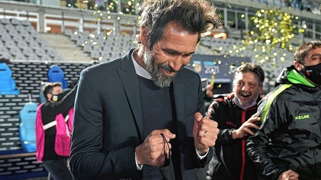 Eduardo Domínguez revirtió la racha negativa que tenía ante los equipos grandes.