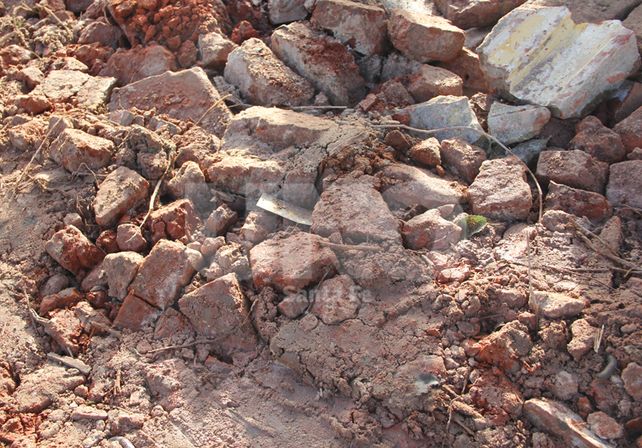 Después de los escalofriantes hallazgos de Alto Verde, los vecinos reclaman en Colastiné