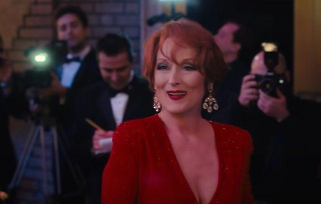 Meryl Streep encarna a Dee Dee Allen, un ícono de Broadway que intenta contener los daños de un fracaso estrepitoso.