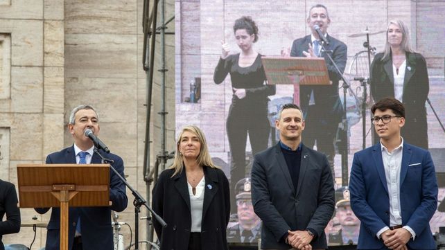 El intendente Pablo Javkin celebró por anticipado la visita del presidente Javier Milei a Rosario por el Día de la Bandera. 