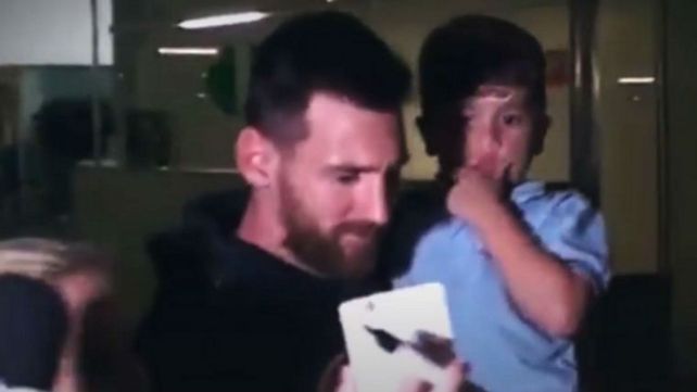 Lionel Messi llegó el miércoles al aeropuerto de Barcelona.&nbsp;