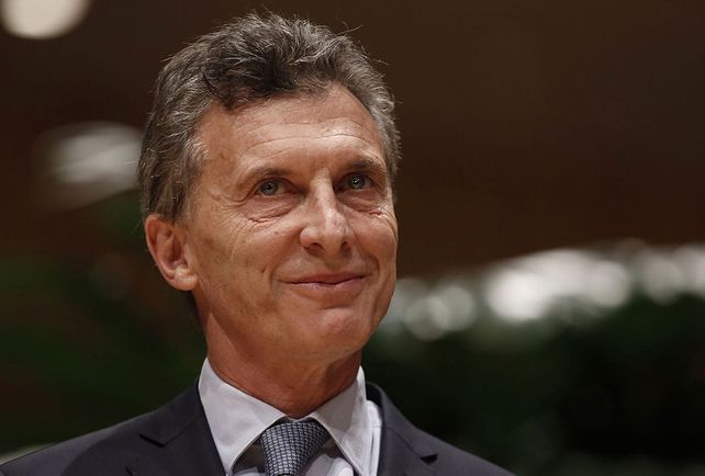 Macri llamó al capitán de Los Leones para felicitarlos por el oro olímpico