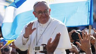 El Papa asumió en una emotiva ceremonia y dijo que el verdadero poder es el servicio