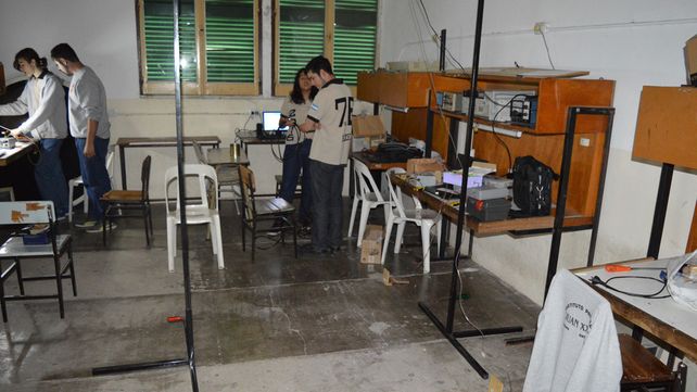 Alumnos hicieron una impresora  3D con materiales reciclados