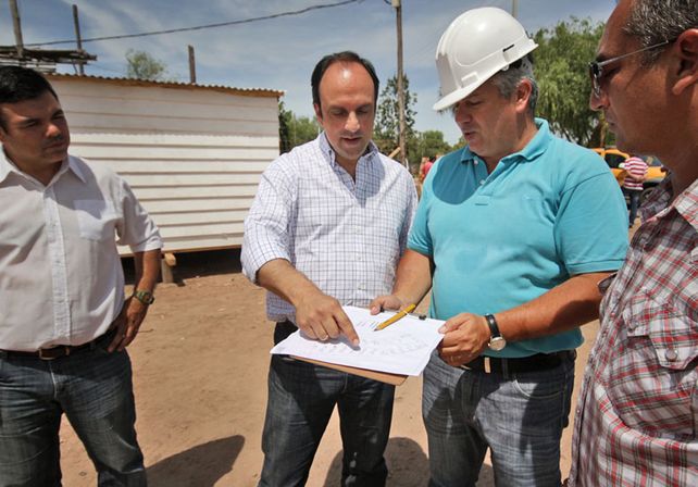 Crecida: la altura del río superó el nivel de alerta y ya mide 5,40 metros en el puerto local
