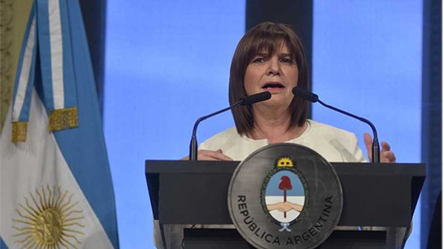 Amenazaron con detonar una bomba en Casa Rosada: un anónimo exigía un millón de dólares