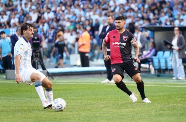 Ever Banega fue el armador de juego de Newells.