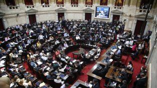 El gobierno nacional envió la nueva Ley de Bases al Congreso y a las provincias