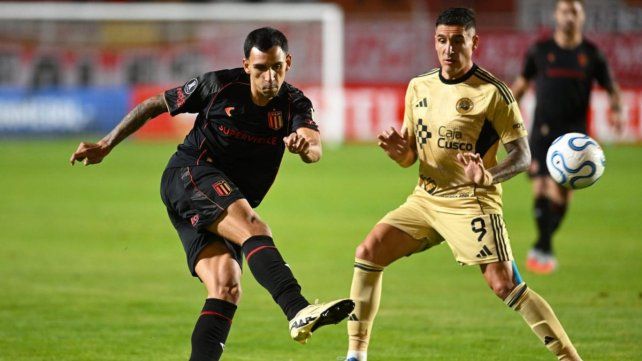 Estudiantes aguarda expectante el partido entre DIM y Flamengo.