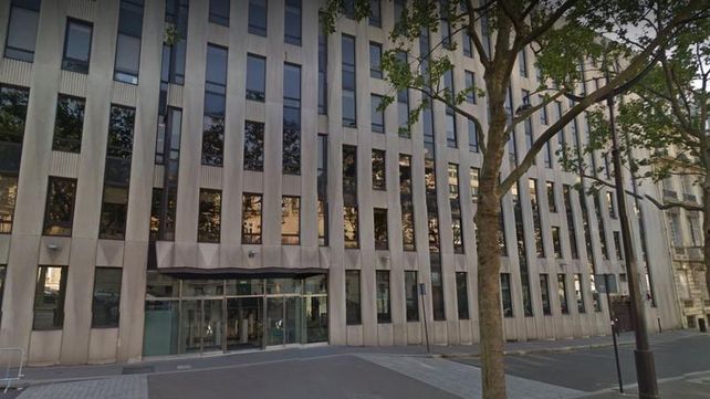 Una carta bomba explotó en una oficina del FMI en París