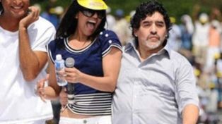Diego, en el ojo de la tormenta, apareció con una amiga en Dubai