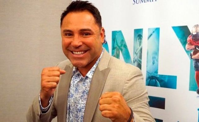 De regreso. De la Hoya es el único boxeador que ganó títulos mundiales en seis categorías diferentes.