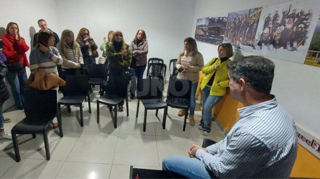 Unos 60 egresados pagaron el viaje a Bariloche y ya les pospusieron cuatro veces la salida&nbsp; 