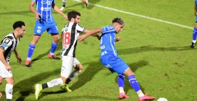 Godoy Cruz quiere seguir subiendo ante el colista Central Córdoba