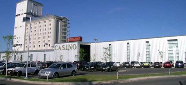Casino de Santa Fe: dicen que cerrar la sala de ma&ntilde;ana es s&oacute;lo un parche