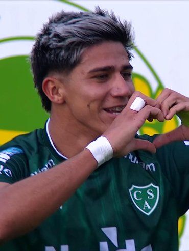La paradoja de Unión: sus delanteros piden chances y Marabel las convierte en Sarmiento