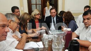 Si esta oferta no es aceptada no abonaremos el próximo sueldo
