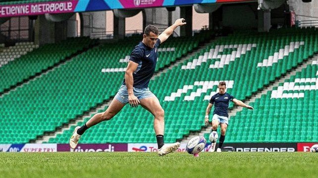 Los Pumas realizaron el Captain Run en el Stade Geoffroy-Guichard de Saint-Étienne. Los Pumas realizaron el Captain Run en el Stade Geoffroy-Guichard de Saint-Étienne.