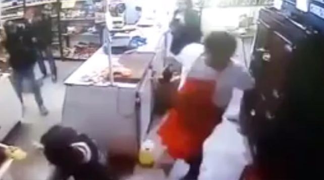 Balean por la espalda en un intento de robo al dueño de una radio de Venado Tuerto