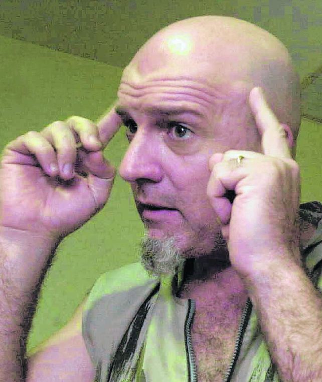 Complicado. El músico se presentará esta semana en Río Cuarto.