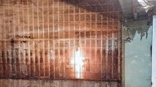 Incendio provocado por presos alojados en la Subcomisaría 6ª de La Guardia.