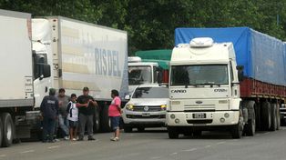 Paro de camioneros luego de las detenciones en Tucumán