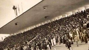 La tribuna de la vieja visera de Newells, inaugurada en 1929 un d&iacute;a como hoy.