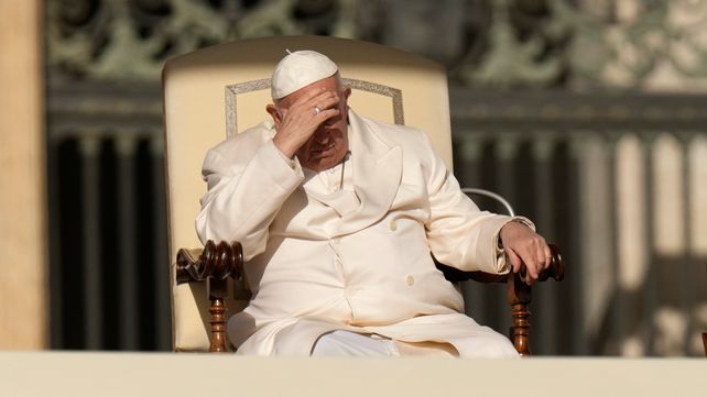 El Papa tiene una infección respiratoria y pasará algunos días hospitalizado