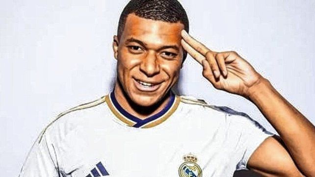 El Real Madrid ya estaría listo para anunciar a Mbappé como nuevo refuerzo El Real Madrid ya estaría listo para anunciar a Mbappé como nuevo refuerzo