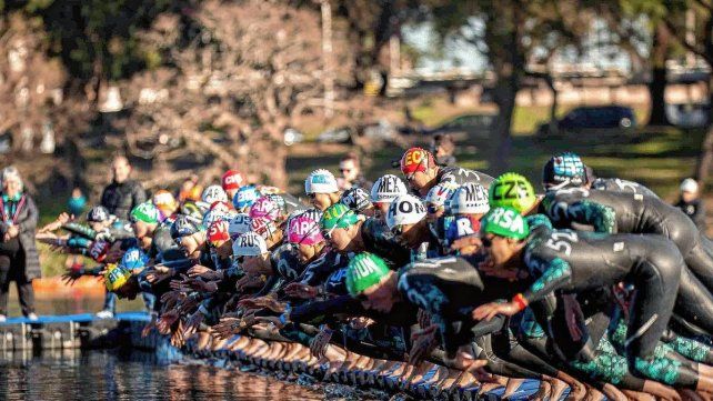 Santa Fe continúa disfrutando del Mundial Juvenil de aguas abiertas.