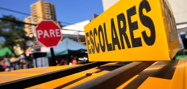 Filmaron al chofer de un micro escolar abusando de una nena de 9 años