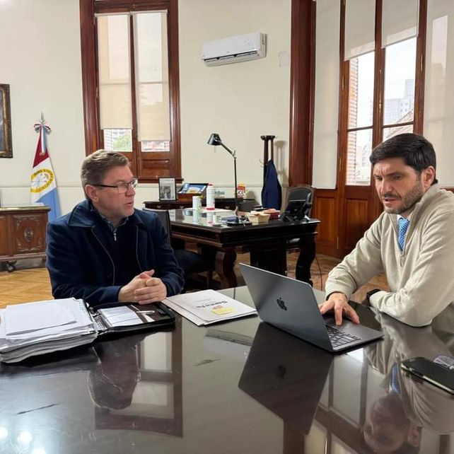 El gobernador Maximiliano Pullaro recibió al senador Rodrigo Borla El gobernador Maximiliano Pullaro recibió al senador Rodrigo Borla
