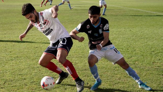 Una fija. Aguirre fue confirmado en el once de Córdoba comandado por Edgardo Malvestiti.