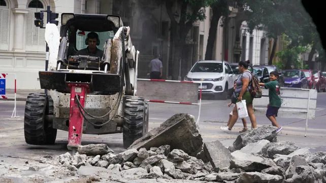 La Municipalidad reconstruye calles y avenidas con alto tránsito de vehículos
