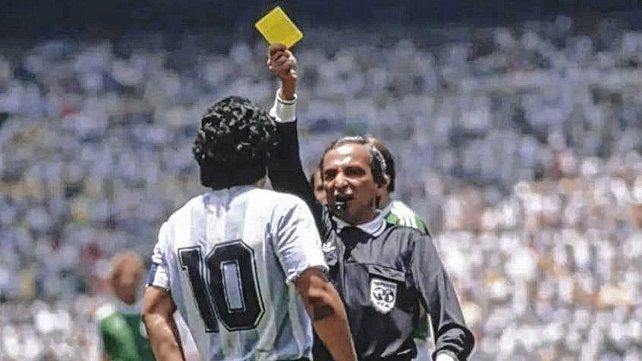 El árbitro de la final del 86.