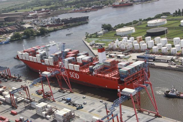 La balanza comercial registró un superávit de US$ 6.923 millones