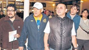 Viejos tiempos: Pillín Bracamonte y su ladero Julio César Navarro o Cara de Goma. Con diferencia de ocho años, los dos fueron asesinados.&nbsp;