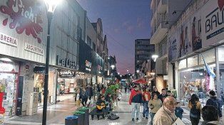 Activá peatonal dio color al comercio para celebrar el Mes de la Ciudad