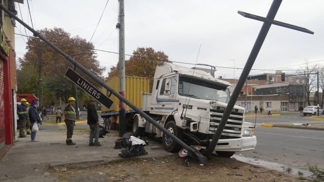 El camionero se descompensó en Pellegrini al 5500