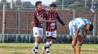 Con su victoria, el Santo es escolta del torneo de la Liga Paranaense.