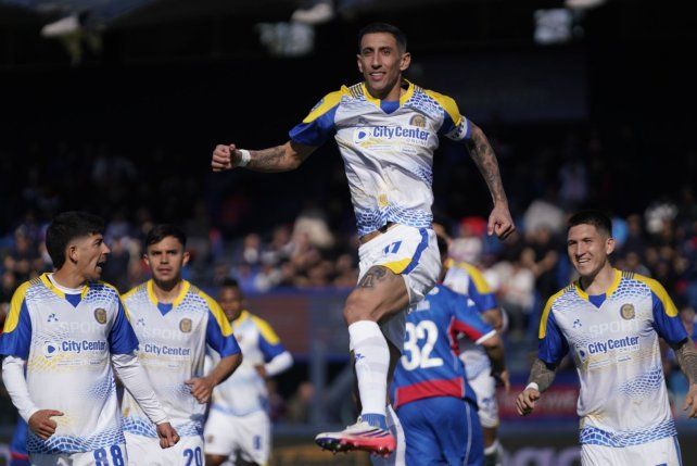 Ángel Di María lo grita ante Tigre. El capitán canalla tiene la chance de sumar un nuevo título con la camiseta de Central.
