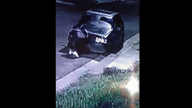 Barrio Santa Lucía: robó batería de un auto y quedó escrachado