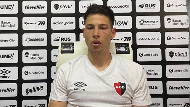 Manuel Capasso habló por primera vez en conferencia de prensa virtual. El zaguero que llegó último se dio a conocer.