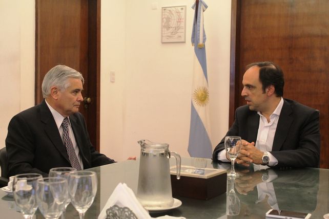 El secretario de Seguridad Chaumont se reunió con el intendente Corral