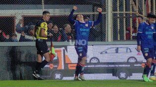 Unión desestimó una oferta de Southampton de Inglaterra por Jerónimo Dómina