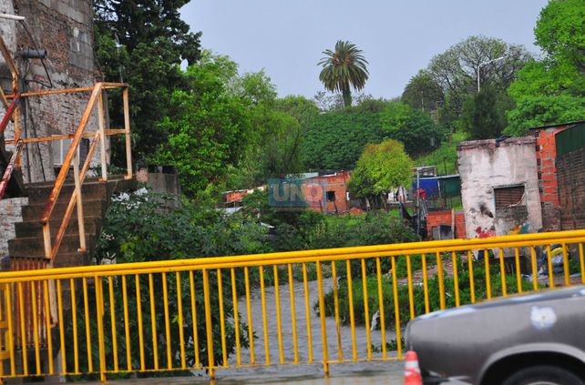 Zonas históricas. Las casas aledañas a los arroyos y en barrios más humildes sintieron la lluvia.