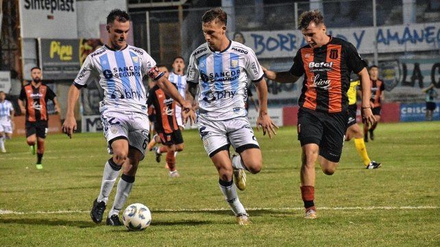 Atlético de Rafaela juega una final por no descender antes de recibir a Colón