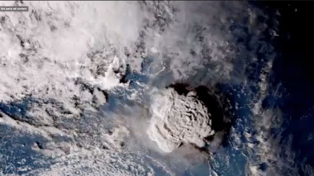 Alerta en Japón, EEUU y Chile por el tsunami originado por el volcán de Tonga
