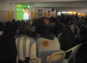Los partidos del Mundial de Brasil se verían en las escuelas santafesinas